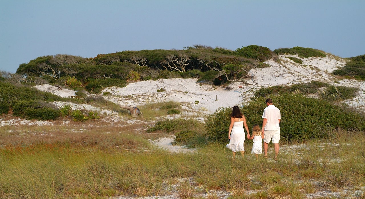 family hiking in north florida